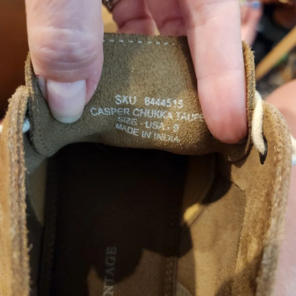 Men's Crown Vintage Chukka Boots Size‎ 9 - Tan Tabacco Suede